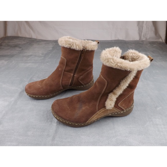 Bare Traps Ellea Suede Ankle Boots Women's Size 8M Faux Fur Lined Zip Up Winter - Picture 1 of 16
